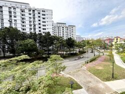kampung-green photo thumbnail #3